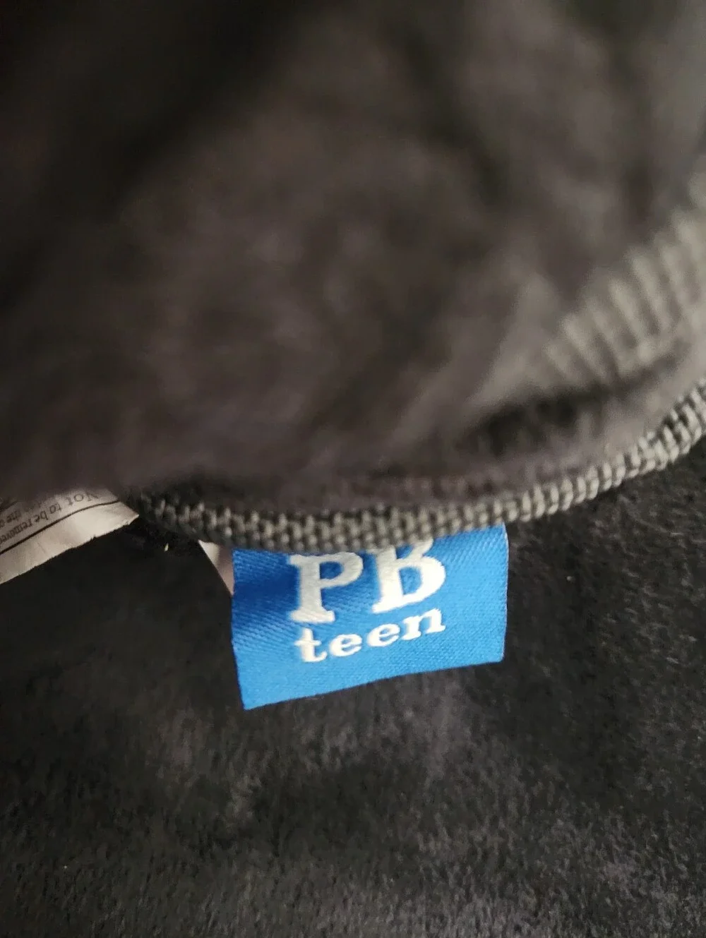 Pottery Barn Teen Gear-Up Crossbody Messenger / Laptop Bag